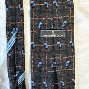 Ermenegildo Zegna Tie Brown Blue  100% Silk Made in Italy 60.5”Long 4”Wide
